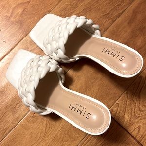SIMMI London NWOT quilted white high heels
